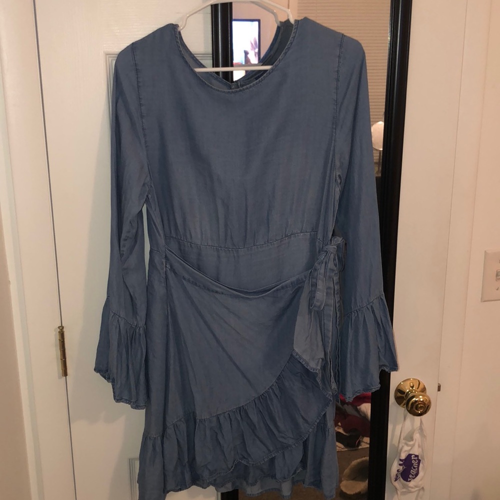“Denim” look wrap dress flare sleeve